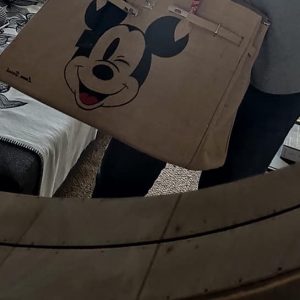 B48H ( Mickey Clin d'œil ) ( Bandana Rouge)